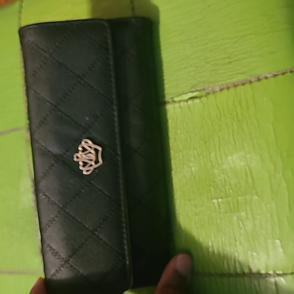Long Black Forever Young Wallet Snaps close EUC NWOT